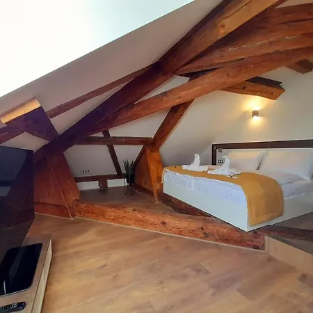 Marianska 4* Ceske Budejovice